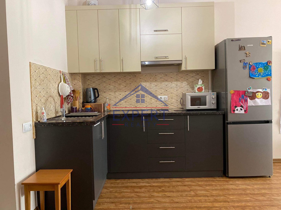 ԱՐԱԲԿԻՐ, ԱԴՈՆՑԻ ՓՈՂՈՑ, 2 ՍԵՆՅԱԿ