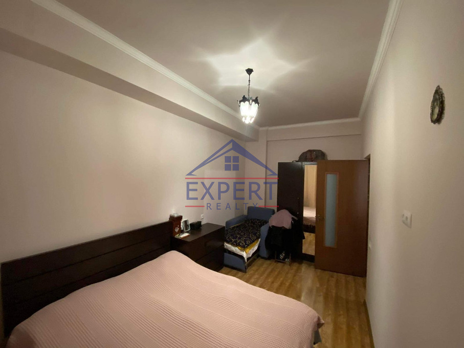 ԱՐԱԲԿԻՐ, ԱԴՈՆՑԻ ՓՈՂՈՑ, 2 ՍԵՆՅԱԿ