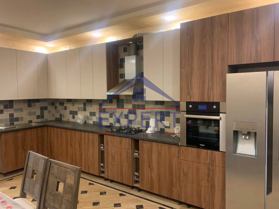 ԱՎԱՆ, ՆՎԵՐ ՍԱՖԱՐՅԱՆ ՓՈՂՈՑ, 6 ՍԵՆՅԱԿ