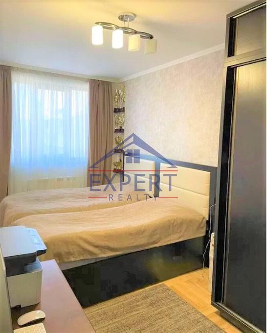 ԷՐԵԲՈՒՆԻ, ԱՎԱՆԵՍՈՎԻ ՓՈՂՈՑ, 3 ՍԵՆՅԱԿ