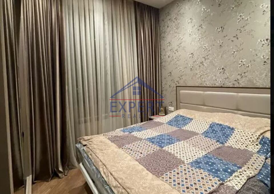 ԱՐԱԲԿԻՐ, ԿՈՄԻՏԱՍԻ ՊՈՂՈՏԱ, 3 ՍԵՆՅԱԿ