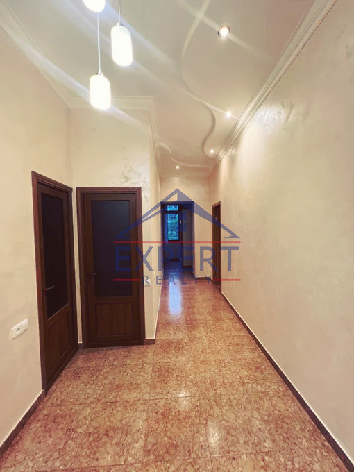 ԿԵՆՏՐՈՆ , ԹՈՒՄԱՆՅԱՆ ՓՈՂՈՑ,, 4 ՍԵՆՅԱԿ