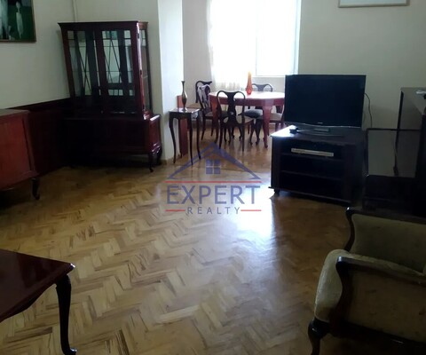ԿԵՆՏՐՈՆ, ԲԱՂՐԱՄՅԱՆ ՊՈՂՈՏԱ, 3 ՍԵՆՅԱԿ