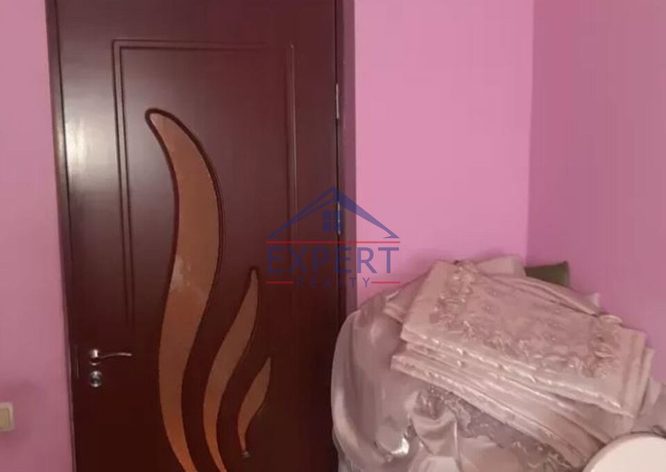 ՇԵՆԳԱՎԻԹ, ԵՂԻՇԵ ԹԱԴևՈՍՅԱՆ ՓՈՂՈՑ, 3 ՍԵՆՅԱԿ