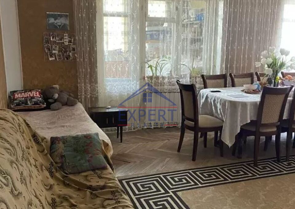 ԶԵՅԹՈՒՆ, ԴՐՈՅԻ ՓՈՂՈՑ, 3 ՍԵՆՅԱԿ