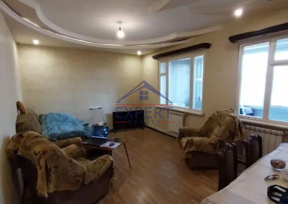 ՔԱՆԱՔԵՌ ԶԵՅԹՈՒՆ ՍԱՐԿԱՎԱԳԻ ՓՈՂՈՑ, 3 ՍԵՆՅԱԿ