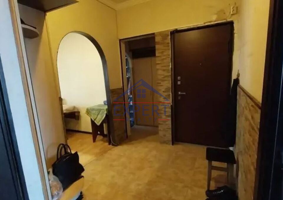 ՔԱՆԱՔԵՌ ԶԵՅԹՈՒՆ ՍԱՐԿԱՎԱԳԻ ՓՈՂՈՑ, 3 ՍԵՆՅԱԿ