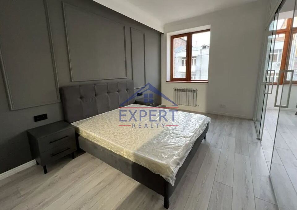 ԿԵՆՏՐՈՆ, ՀԱՆՐԱՊԵՏՈՒԹՅԱՆ ՓՈՂՈՑ, 2 ՍԵՆՅԱԿ