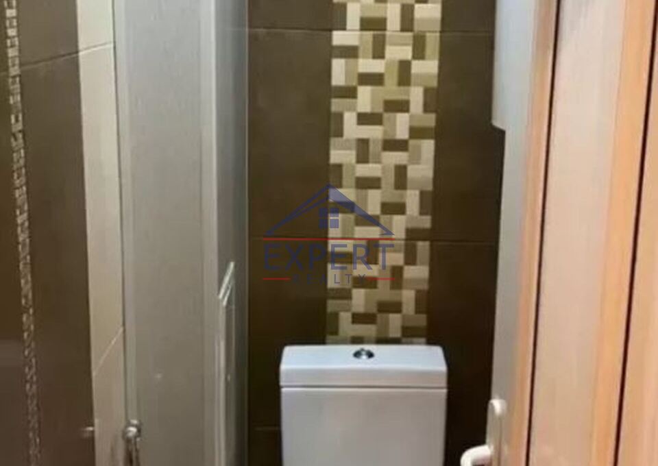 ԿԵՆՏՐՈՆ, ԿՈՂԲԱՑՈՒ ՓՈՂՈՑ, 4 ՍԵՆՅԱԿ