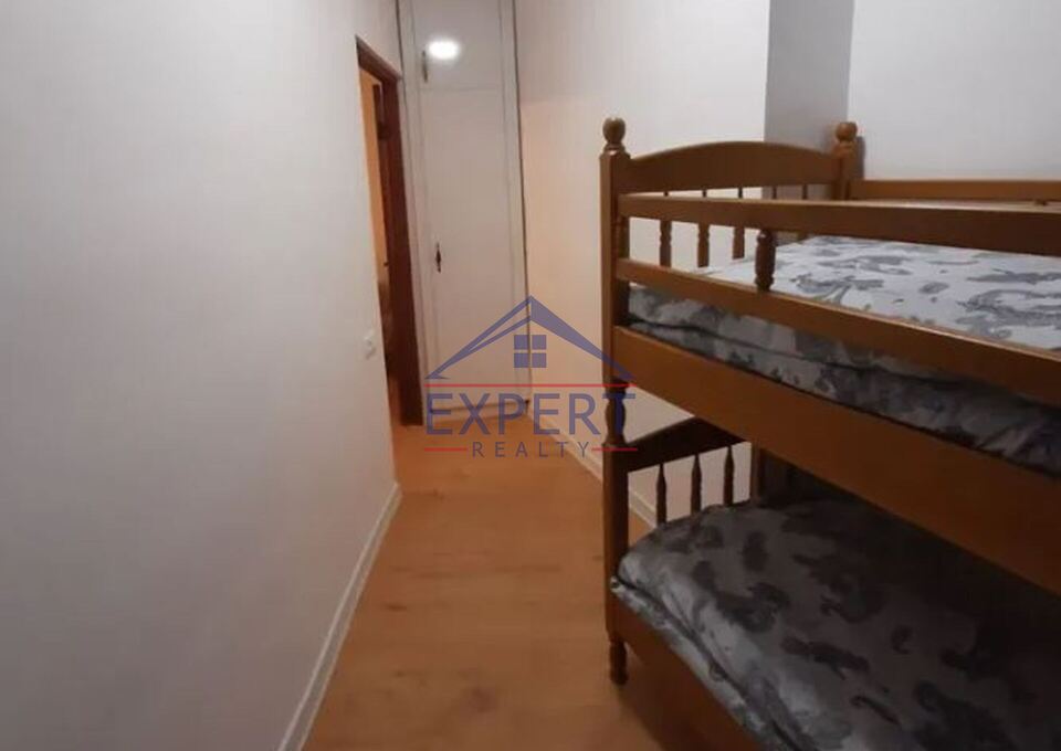 ԿԵՆՏՐՈՆ, ԴԵՐԵՆԻԿ ԴԵՄԻՐՃՅԱՆ, 3 ՍԵՆՅԱԿ