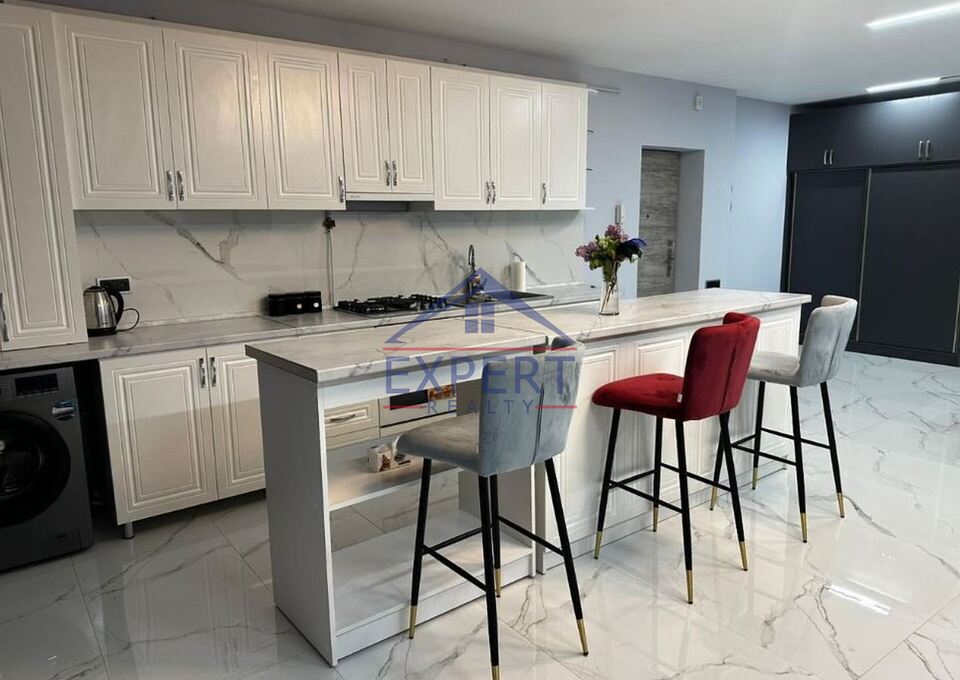 ԷՐԵԲՈՒՆԻ, ԷՐԵԲՈՒՆՈՒ ՓՈՂՈՑ, 3 ՍԵՆՅԱԿ