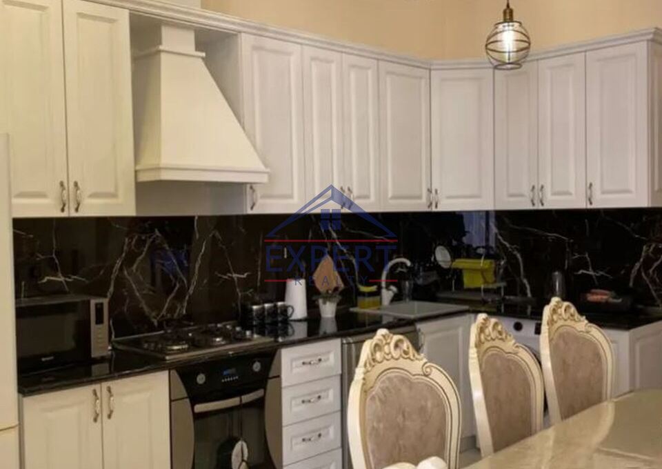 ԱՎԱՆ, ԲԱԲԱՋԱՆՅԱՆ ՓՈՂՈՑ, 3 ՍԵՆՅԱԿ