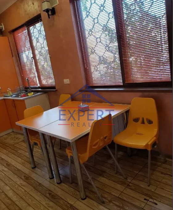 ԿԵՆՏՐՈՆ,ՀԱՆՐԱՊԵՏՈՒԹՅԱՆ ՓՈՂՈՑ 3 ՍԵՆՅԱ3