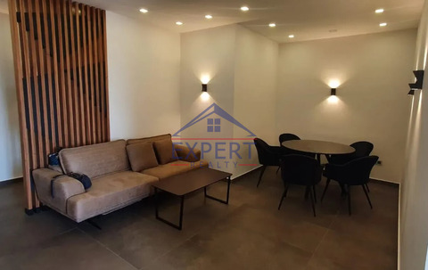 ԿԵՆՏՐՈՆ, ՄԱՇՏՈՑԻ ՊՈՂՈՏԱ, 3 ՍԵՆՅԱԿ