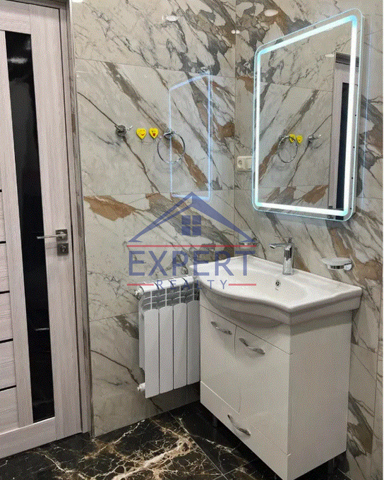 ԿԵՆՏՐՈՆ,ԵՐՎԱՆԴ ՔՈՉԱՐԻ ՓՈՂՈՑ 2 ՍԵՆՅԱԿ