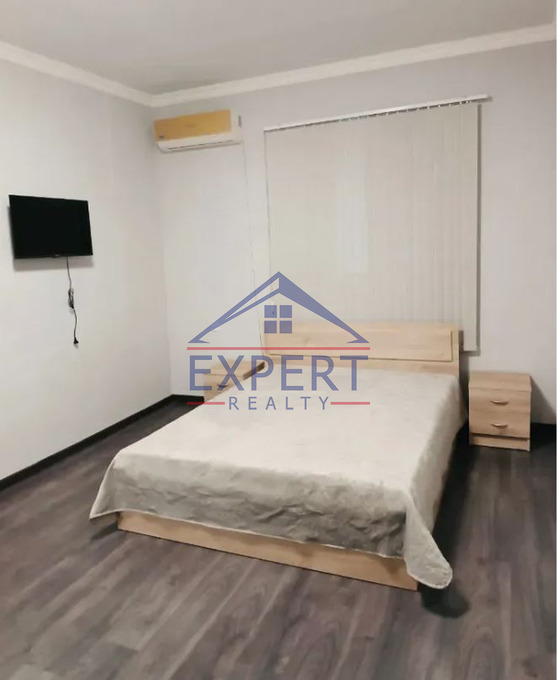 ԿԵՆՏՐՈՆ, ԱՐՇԱԿՈՒՆՅԱՑ ՊՈՂՈՏԱ, 4 ՍԵՆՅԱԿ