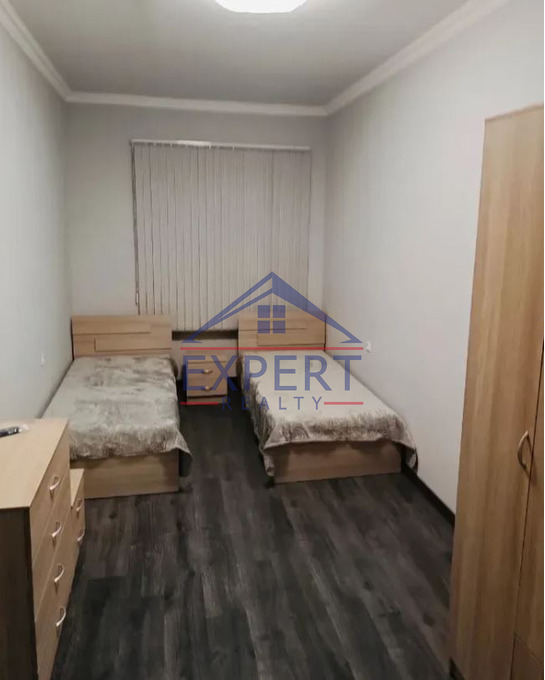 ԿԵՆՏՐՈՆ, ԱՐՇԱԿՈՒՆՅԱՑ ՊՈՂՈՏԱ, 4 ՍԵՆՅԱԿ