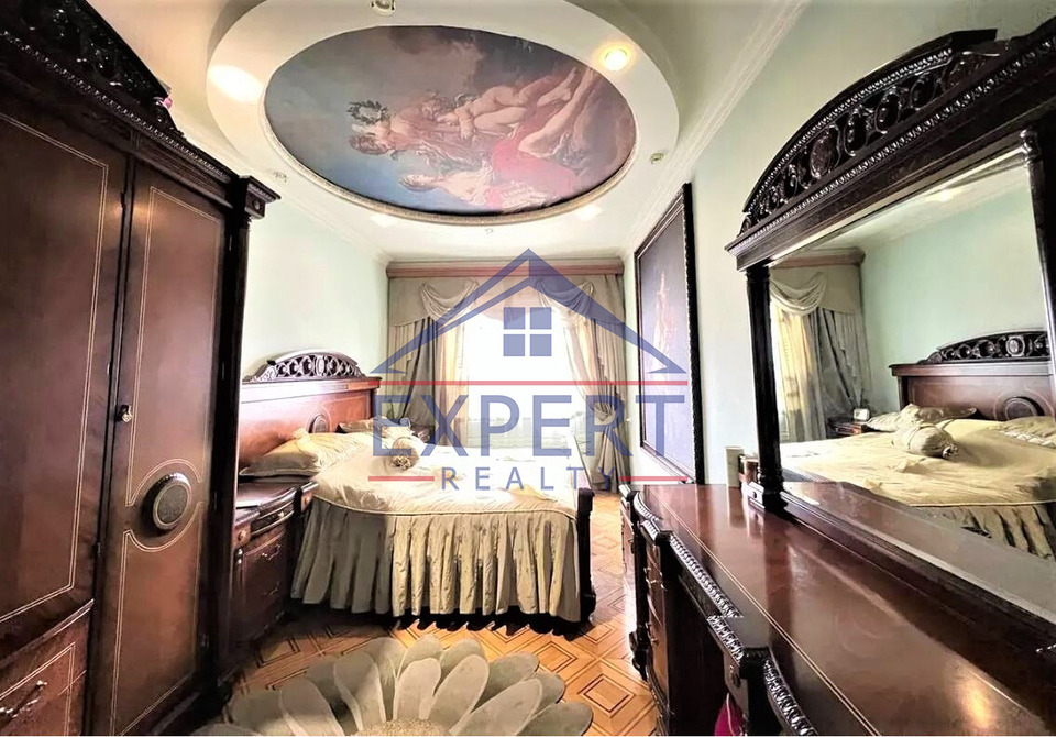 ԿԵՆՏՐՈՆ, ԳՐԻԳՈՐ ԼՈՒՍԱՎՈՐԻՉ ՓՈՂՈՑ, 2 ՍԵՆՅԱԿ