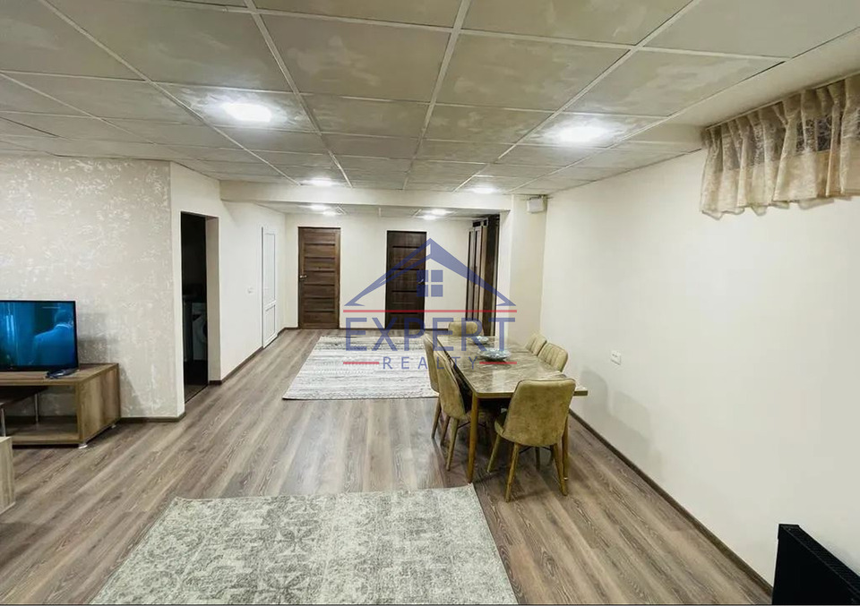 ԿԵՆՏՐՈՆ, ԲՐՅՈՒՍՈՎԻ ՓՈՂՈՑ, 3 ՍԵՆՅԱԿ