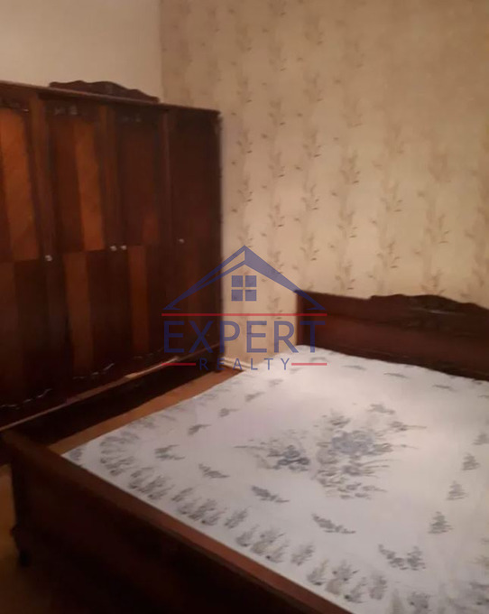 ԿԵՆՏՐՈՆ, ՄԱՇՏՈՑԻ ՊՈՂՈՏԱ, 2 ՍԵՆՅԱԿ