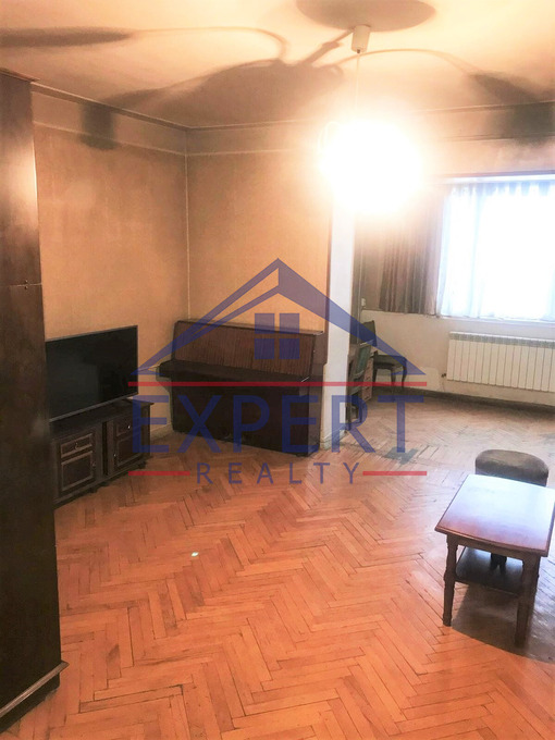ՔԱՆԱՔԵՌ ԶԵՅԹՈՒՆ, ՈՒԼՆԵՑԻ ՓՈՂՈՑ, 3 ՍԵՆՅԱԿ