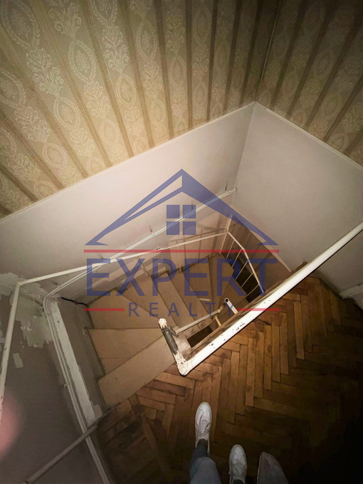 ՔԱՆԱՔԵՌ ԶԵՅԹՈՒՆ, ՈՒԼՆԵՑԻ ՓՈՂՈՑ, 3 ՍԵՆՅԱԿ
