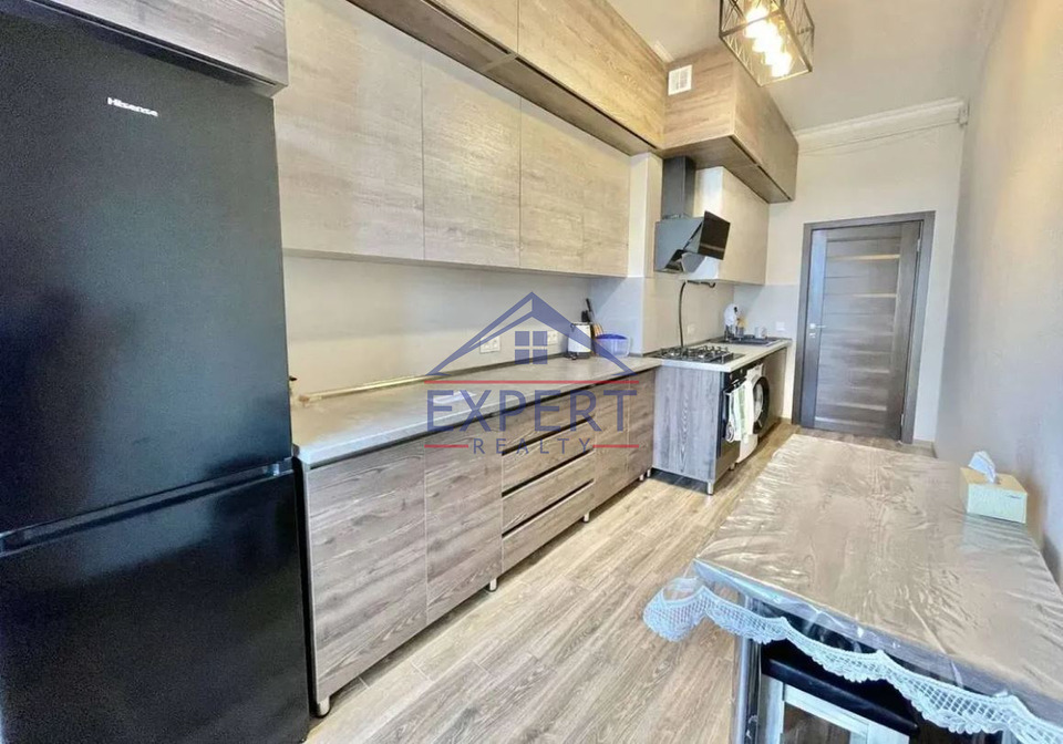 ՔԱՆԱՔԵՌ ԶԵՅԹՈՒՆ, ԴԱՎԻԹ ԱՆՀԱՂԹ ՓՈՂՈՑ, 4 ՍԵՆՅԱԿ