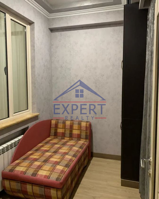 ԱՐԱԲԿԻՐ, ԿՈՄԻՏԱՍԻ ՊՈՂՈՏԱ, 2 ՍԵՆՅԱԿ