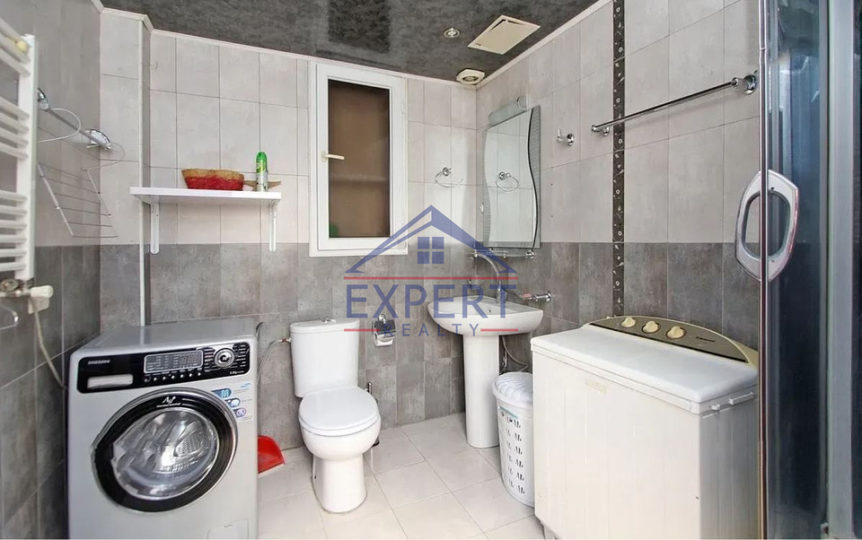 ԿԵՆՏՐՈՆ, ԽՈՐԵՆԱՑՈՒ ՓՈՂՈՑ, 4 ՍԵՆՅԱԿ