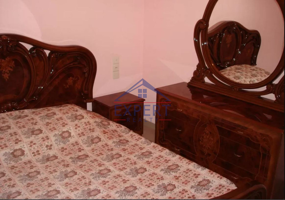 ԿԵՆՏՐՈՆ, ՄՈՍԿՈՎՅԱՆ ՓՈՂՈՑ, 2 ՍԵՆՅԱԿ