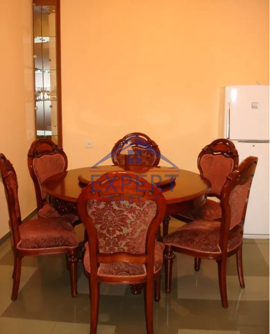 ԿԵՆՏՐՈՆ, ՄՈՍԿՈՎՅԱՆ ՓՈՂՈՑ, 2 ՍԵՆՅԱԿ