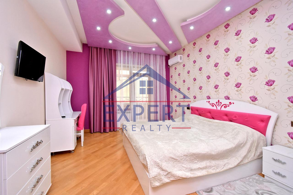 ԿԵՆՏՐՈՆ, ԱՐԱՄԻ ՓՈՂՈՑ, 4 ՍԵՆՅԱԿ