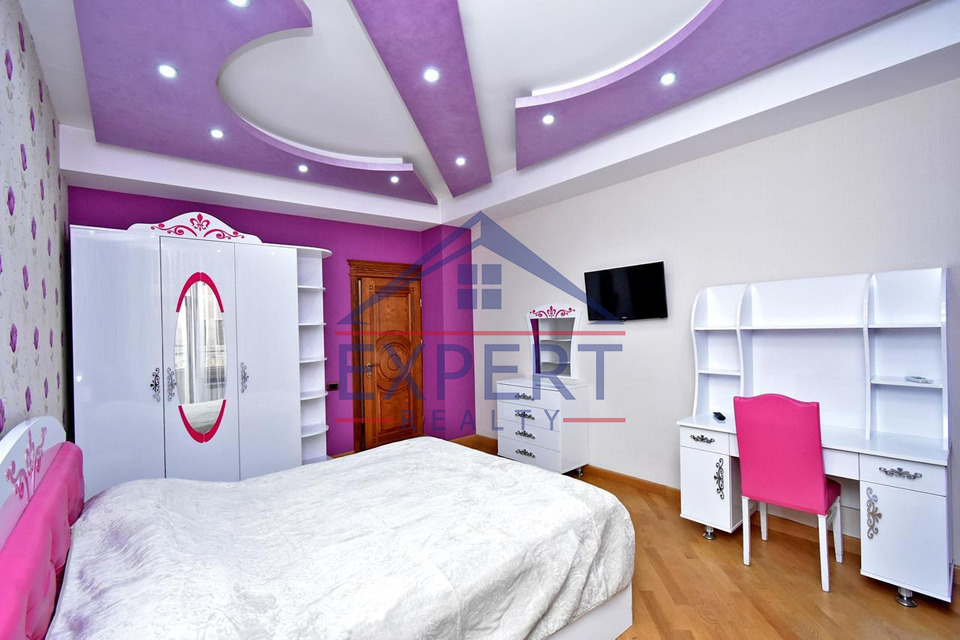 ԿԵՆՏՐՈՆ, ԱՐԱՄԻ ՓՈՂՈՑ, 4 ՍԵՆՅԱԿ