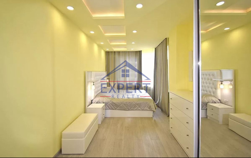 ԴԱՎԹԱՇԵՆ, ԴԱՎԹԱՇԵՆ 2-ՐԴ ԹԱՂԱՄԱՍ, 3 ՍԵՆՅԱԿ