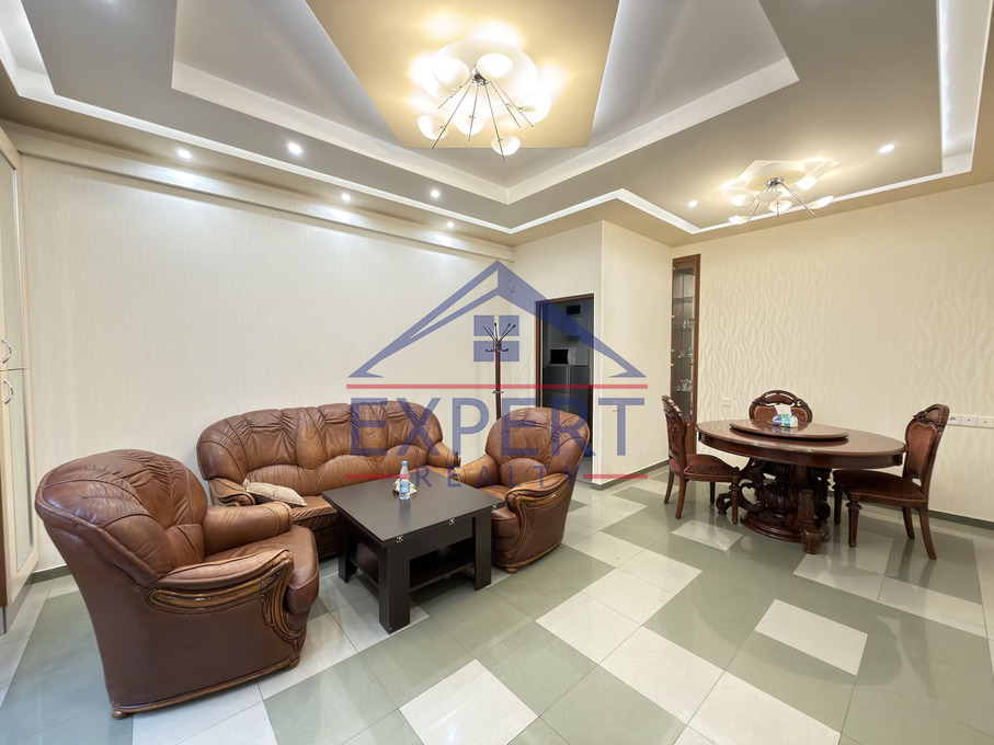 ԿԵՆՏՐՈՆ, ՄՈՍԿՈՎՅԱՆ ՓՈՂՈՑ, 2 ՍԵՆՅԱԿ