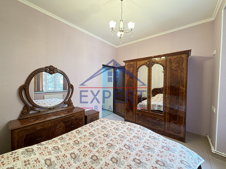 ԿԵՆՏՐՈՆ, ՄՈՍԿՈՎՅԱՆ ՓՈՂՈՑ, 2 ՍԵՆՅԱԿ