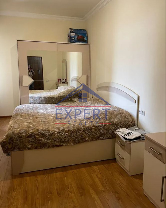 ԿԵՆՏՐՈՆ, ԱՐԳԻՇՏԻ  ՓՈՂՈՑ, 3 ՍԵՆՅԱԿ