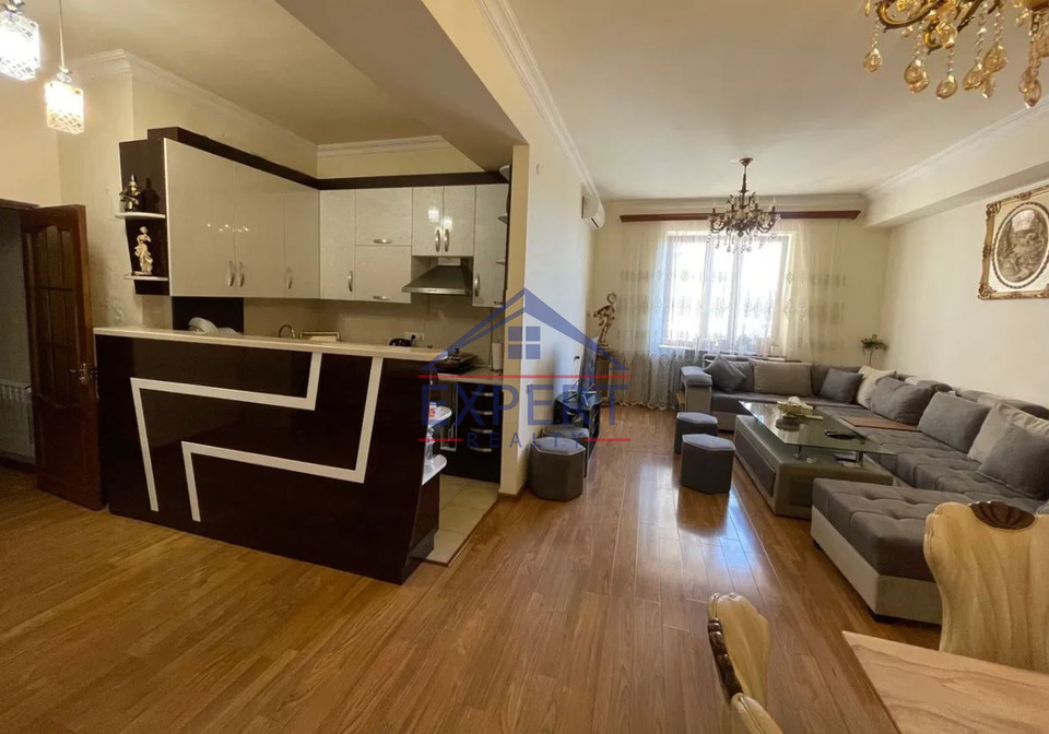 ԿԵՆՏՐՈՆ, ԱՐԳԻՇՏԻ  ՓՈՂՈՑ, 3 ՍԵՆՅԱԿ