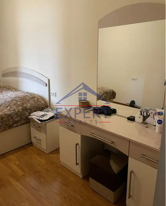 ԿԵՆՏՐՈՆ, ԱՐԳԻՇՏԻ  ՓՈՂՈՑ, 3 ՍԵՆՅԱԿ