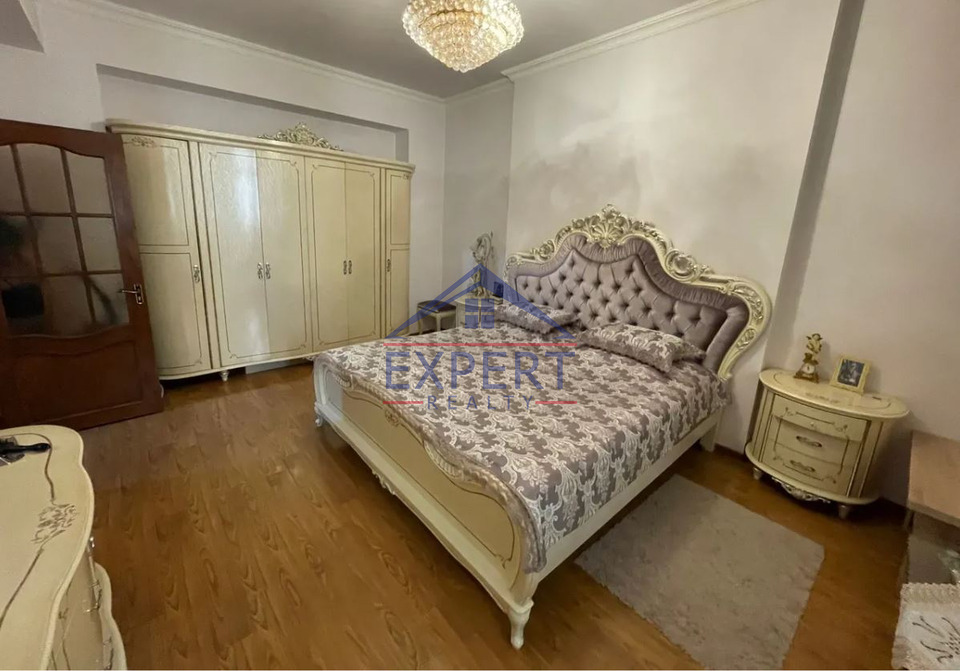 ԿԵՆՏՐՈՆ, ԱՐԳԻՇՏԻ  ՓՈՂՈՑ, 3 ՍԵՆՅԱԿ