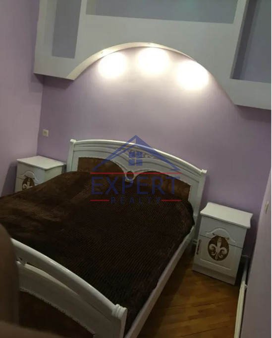 ԿԵՆՏՐՈՆ, ԽՈՐԵՆԱՑՈՒ ՓՈՂՈՑ, 2 ՍԵՆՅԱԿ
