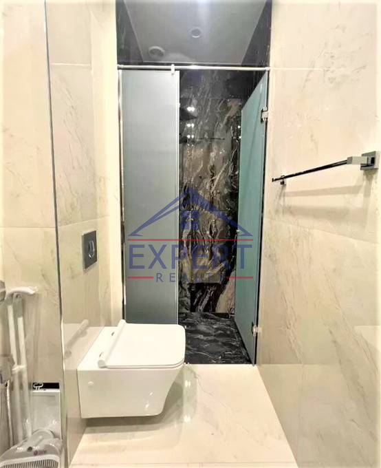 ԿԵՆՏՐՈՆ, ԱՂՅՈՒՍԱԳՈՐԾՆԵՐԻ ՓՈՂՈՑ, 2 ՍԵՆՅԱԿ