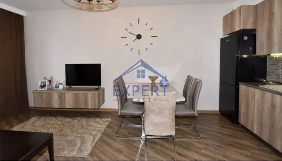 ԱՐԱԲԿԻՐ, ԿՈՄԻՏԱՍԻ ՊՈՂՈՏԱ, 3 ՍԵՆՅԱԿ