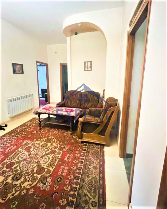 ԿԵՆՏՐՈՆ, ԽՈՐԵՆԱՑԻ ՓՈՂՈՑ, 3 ՍԵՆՅԱԿ