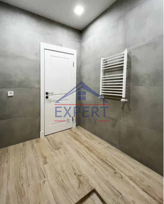 ԴԱՎԹԱՇԵՆ, ԱՆԱՍՏԱՍ ՄԻԿՈՅԱՆ ՓՈՂՈՑ, 3 ՍԵՆՅԱԿ