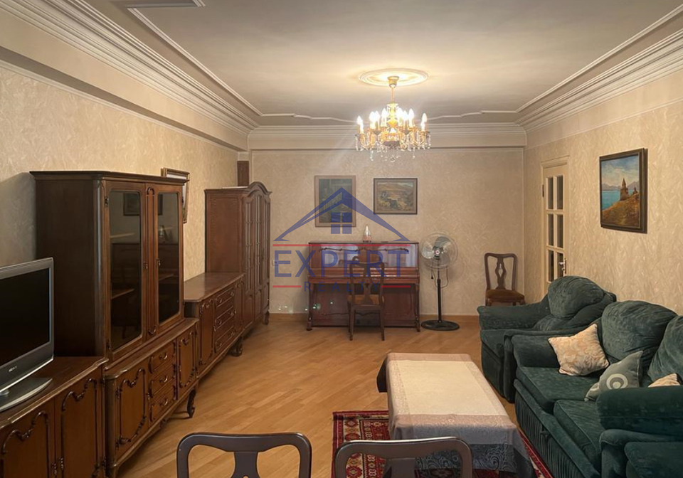 ԱՐԱԲԿԻՐ, ԵՐԶՆԿՅԱՆ ՓՈՂՈՑ, 3 ՍԵՆՅԱԿ