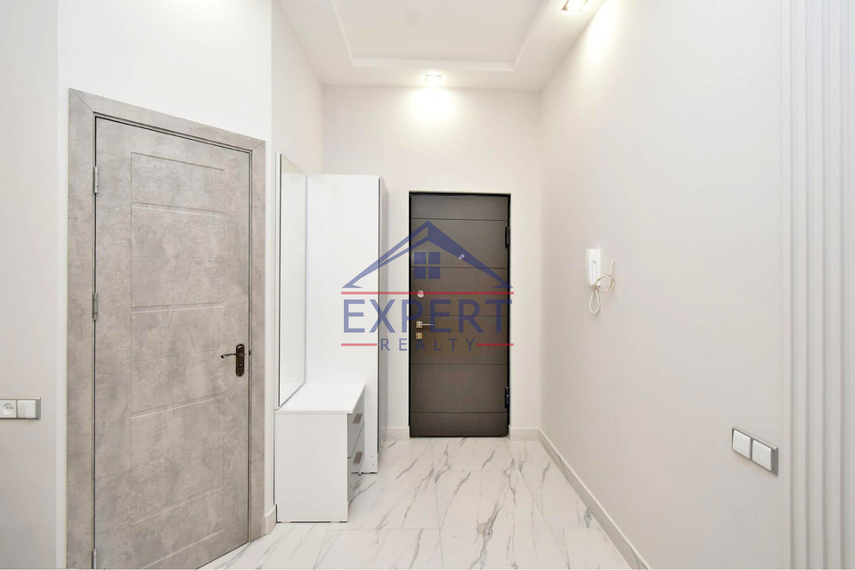 ԱՐԱԲԿԻՐ, ՀԱՐՈՒԹՅՈՒՆ ԿԱԼԵՆՑԻ ՓՈՂՈՑ, 2 ՍԵՆՅԱԿ