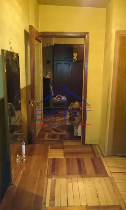 ՔԱՆԱՔԵՌ ԶԵՅԹՈՒՆ, ՍԱՐԿԱՎԱԳԻ ՓՈՂՈՑ, 2 ՍԵՆՅԱԿ