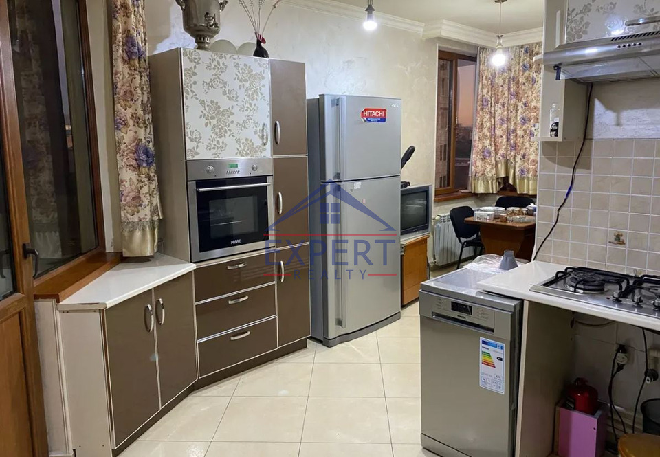 ԱՋԱՓՆՅԱԿ, ՄԱԶՄԱՆՅԱՆ ՓՈՂՈՑ, 4 ՍԵՆՅԱԿ