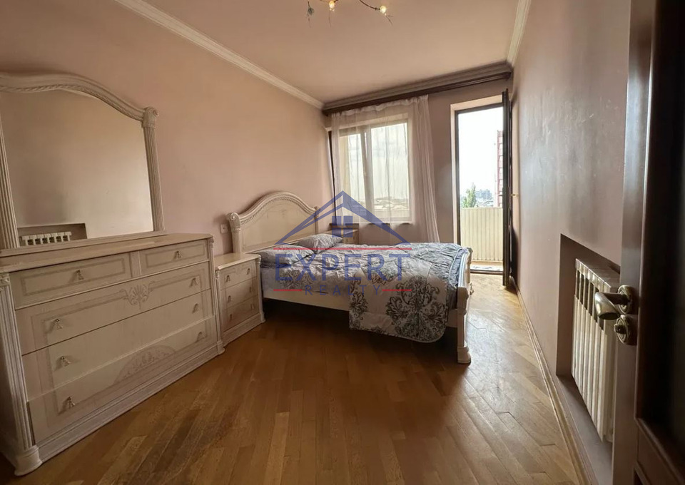 ԱՋԱՓՆՅԱԿ, ՄԱՐԳԱՐՅԱՆ ՓՈՂՈՑ, 3 ՍԵՆՅԱԿ